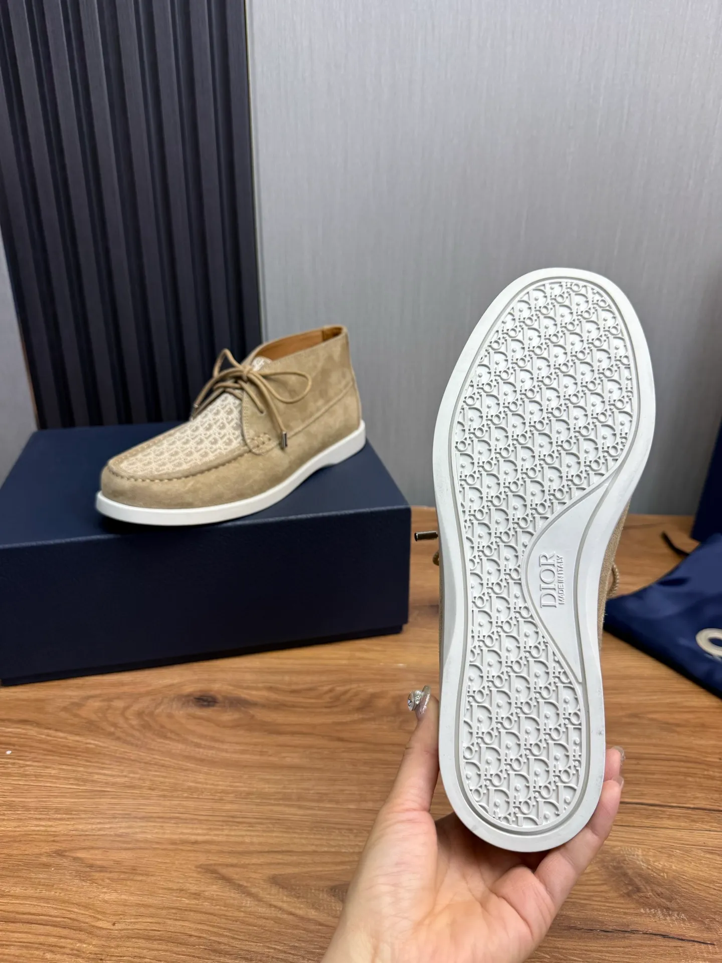 Factory price 620💰 [Dior] Men’s official website na hot sale🔥Imported cowhide + cowhide lining. Original rubber wear-resistant outsole. High quality shipment ⬆️Code number 38-44, (45 customized)